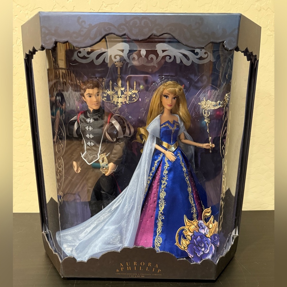 Disney Designer Collections Midnight Masquerade Aurora and Phillip doll set